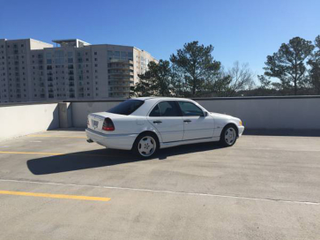 Illustration for article titled For $3,600, This 1998 Mercedes C43 AMG Is A Fixer-Upper